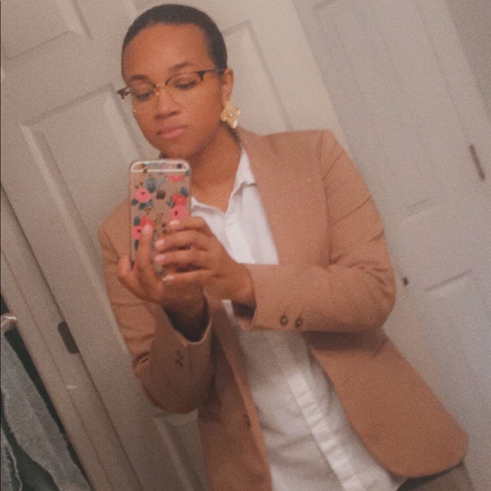 Meet your Posher, Rue - Picture 5 of 8